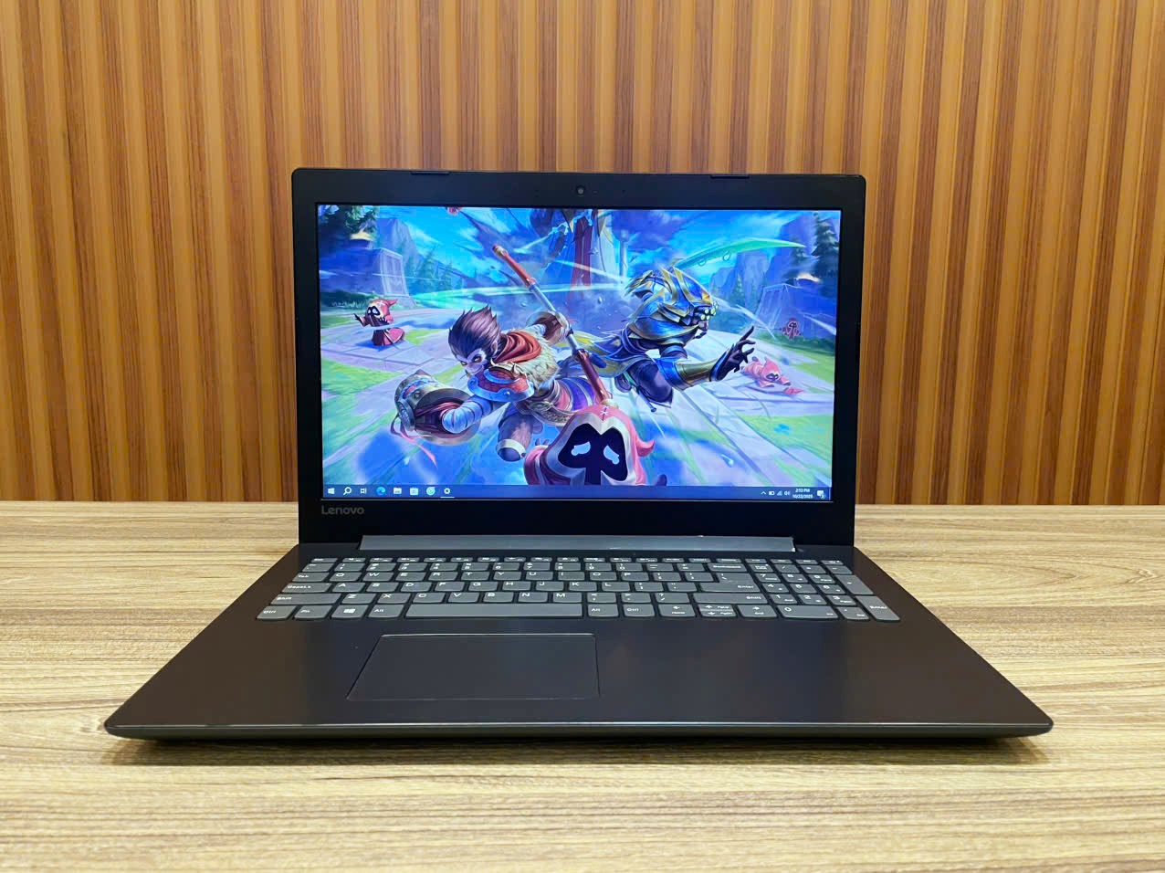 Laptop Lenovo Ideapad 81BG_ 15.6" FHD / i5-8250U / 8G / 120G